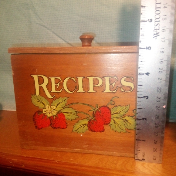 Vintage Ceramic Measuring Cup Set & Antique Potato Masher Group - Picture 12 of 15